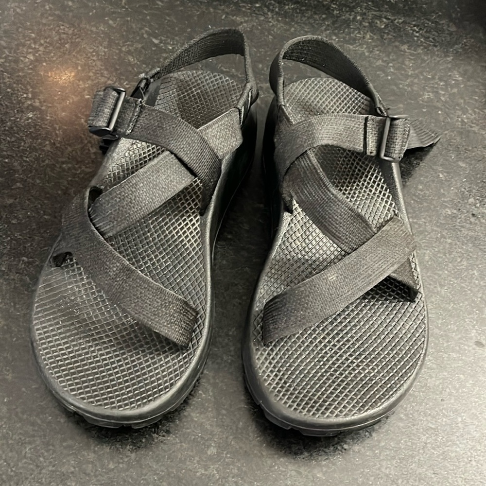 Chacos sandals Men’s  size 10 reg in black